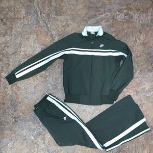 Vtg Nike swoosh windsuit track suit ladies small